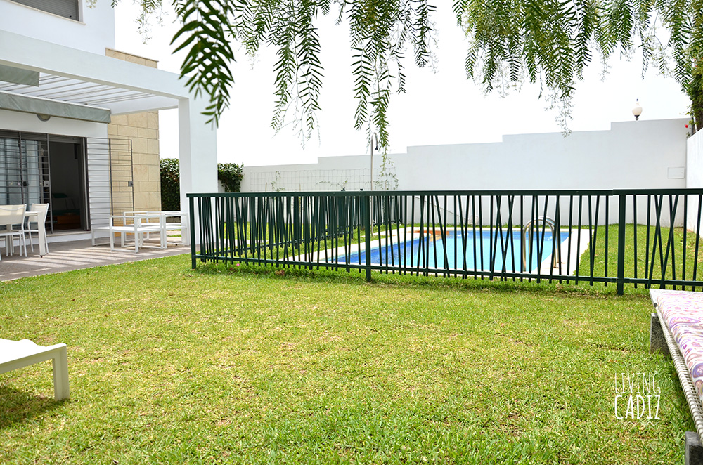 Villa Puntalejo con piscina en Conil