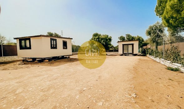 Parcela de 1000 m2 con 1 mobile home (Ref: LC038V)
